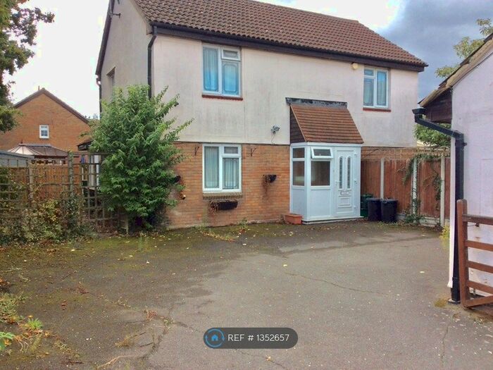4 Bedroom Detached House To Rent In Barlows Reach, Chelmsford, CM2