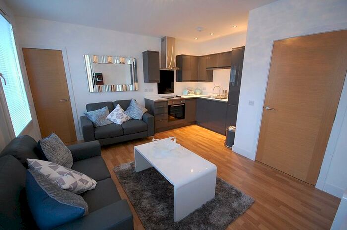 2 Bedroom Flat To Rent In Dee Street, First Floor, AB11