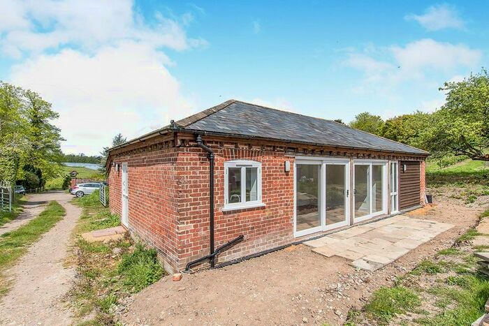 1 Bedroom Bungalow To Rent In Brogdale Road, Ospringe, Faversham, Kent, ME13