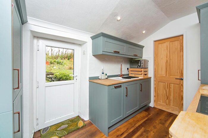 3 Bedroom Detached House For Sale In Cilfodan, Bethesda, Bangor, Gwynedd, LL57