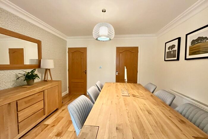 4 Bedroom Detached House For Sale In Paddock View, Todwick, Sheffield, S26
