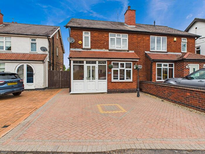 3 Bedroom Semi-Detached House For Sale In Chain Lane, Mickleover, DE3