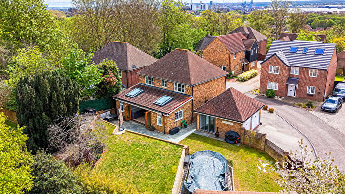 4 Bedroom Detached House For Sale In Henry De Grey Close, Grays, RM17