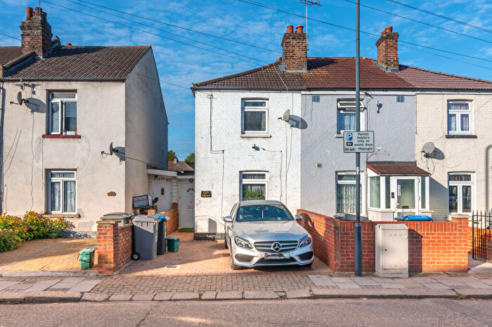 2 Bedroom Semi Detached House For Sale In Llanover Road, Wembley, HA9