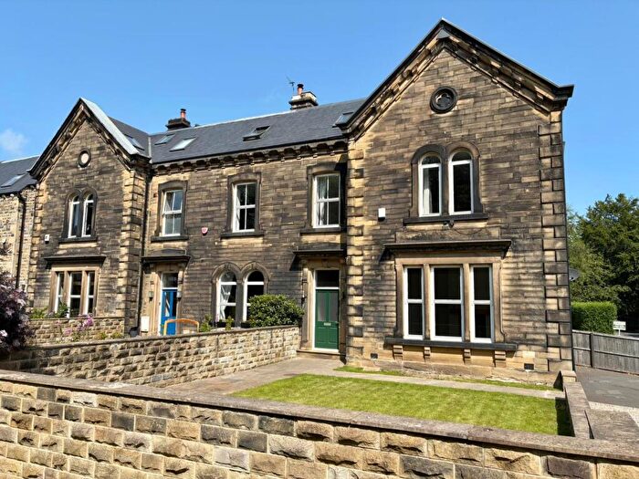 6 Bedroom Terraced House For Sale In Oxford Road, Gomersal, Cleckheaton, BD19