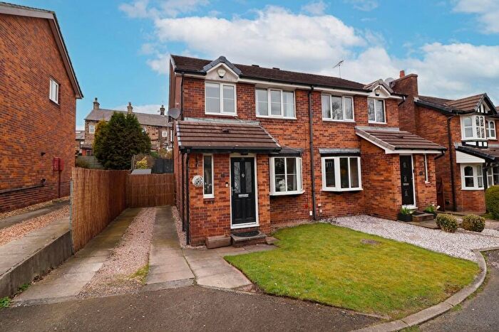 3 Bedroom Semi Detached House For Sale In Arundel Grange, Glossop, SK13