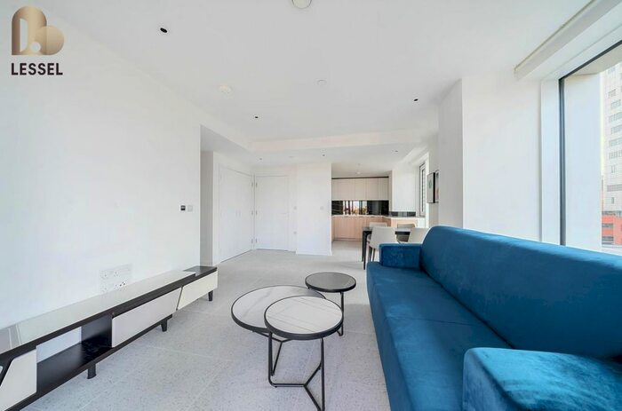 2 Bedroom Flat To Rent In Bouchon Point, Cendal Crescent, London, E1