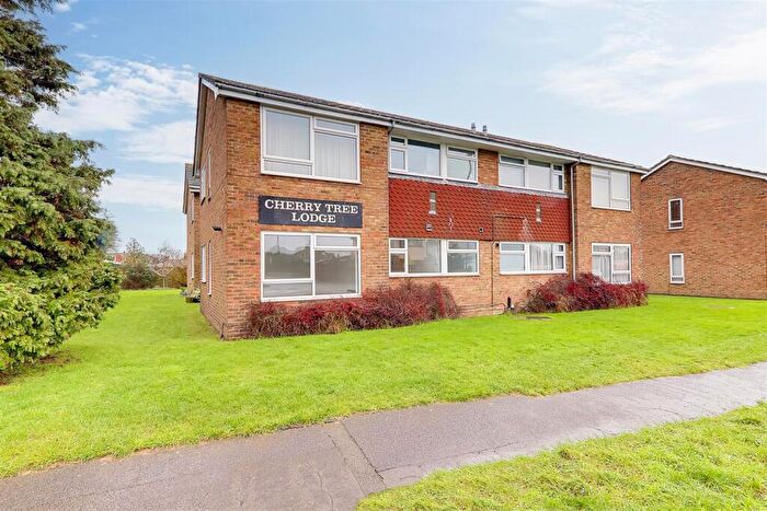 1 Bedroom Apartment To Rent In Boundstone Lane, Lancing, BN15