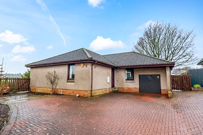 3 Bedroom Detached Bungalow For Sale In Meadowbank Gardens, Broughty Ferry, Wellbank, DD5