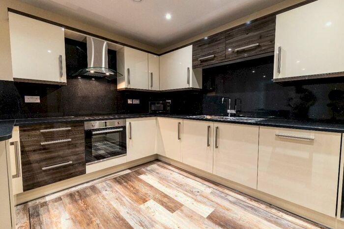 3 Bedroom Apartment To Rent In Ecco, S11