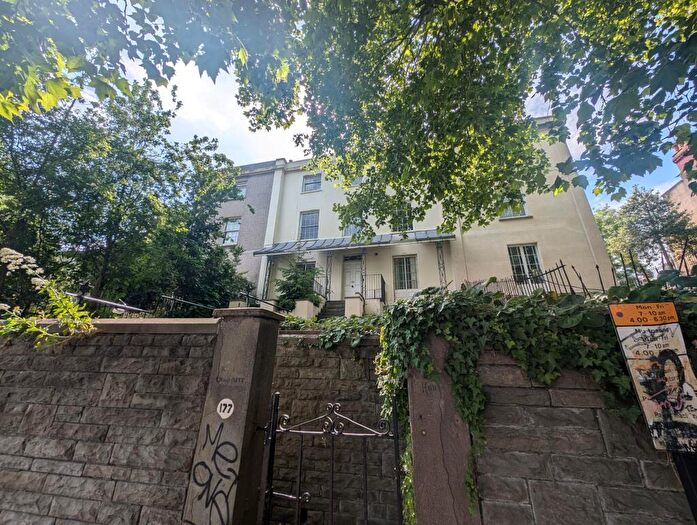 1 Bedroom Flat To Rent In Top, Cheltenham Road, Montpelier, Bristol, BS6