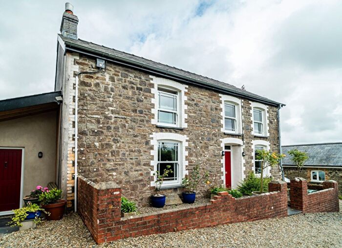 4 Bedroom Detached House For Sale In Blaenllanarth, Mydroilyn, Lampeter, SA48
