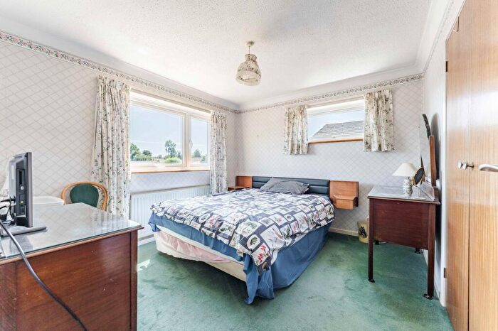 3 Bedroom Detached House For Sale In Woodlands, Harleston, IP20