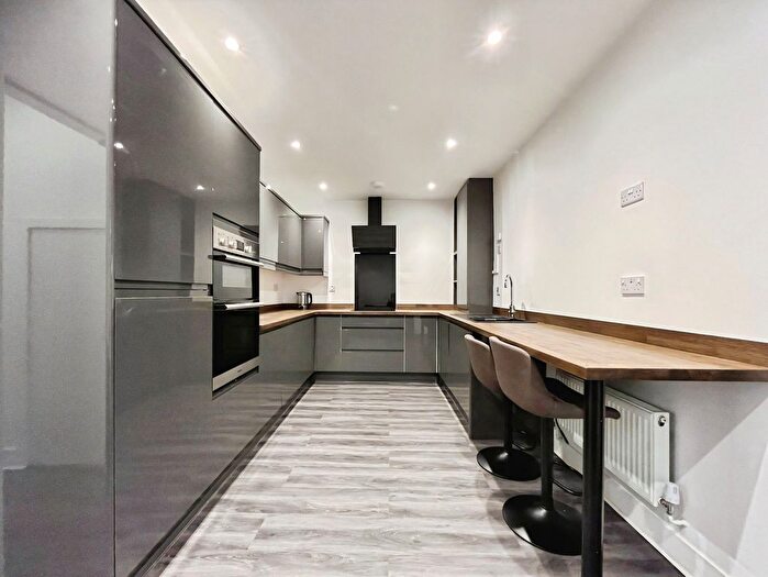 5 Bedroom Property To Rent In Harmer Road, Norwich, NR3