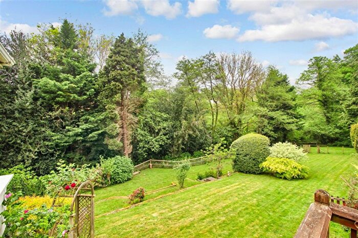 4 Bedroom Detached House For Sale In Fairmans Lane, Brenchley, Tonbridge, Kent, TN12