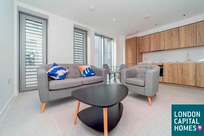 Studio To Rent In Jacquard Point, Tapestry Way, London, E1