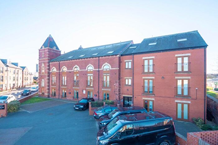 1 Bedroom Apartment For Sale In Hall Road, Leeds, LS12