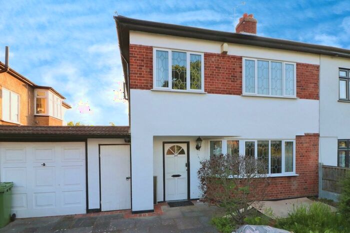 3 Bedroom Semi-Detached House To Rent In Pettits Lane, Romford, RM1