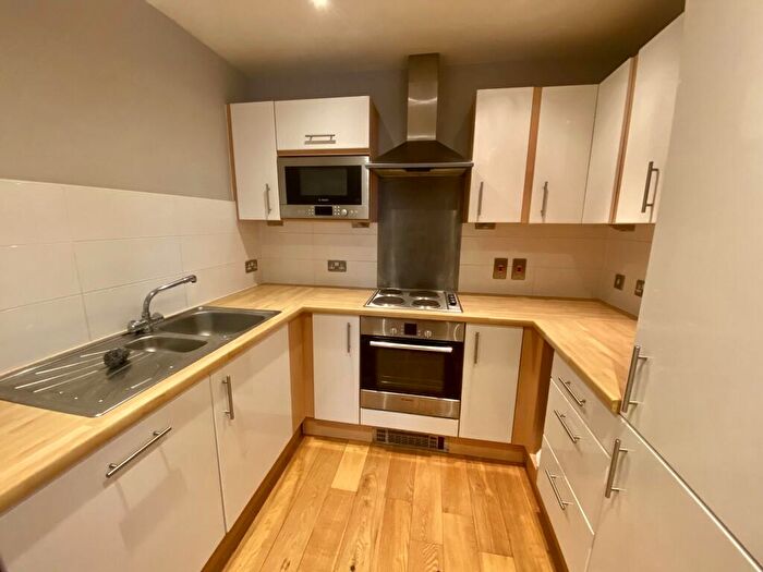 1 Bedroom Apartment To Rent In Bute Terrace, Cardiff, CF10