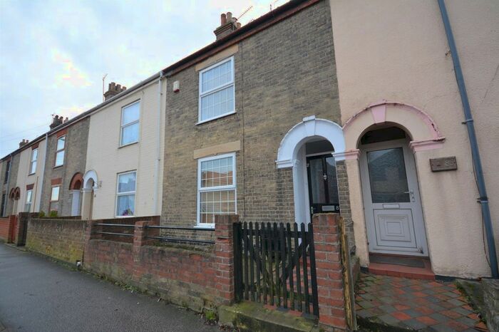 3 Bedroom Terraced House To Rent In Stradbroke Road, Lowestoft, Suffolk NR33