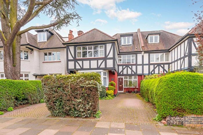 7 Bedroom House For Sale In St Gabriels Road, Willesden, London, NW2