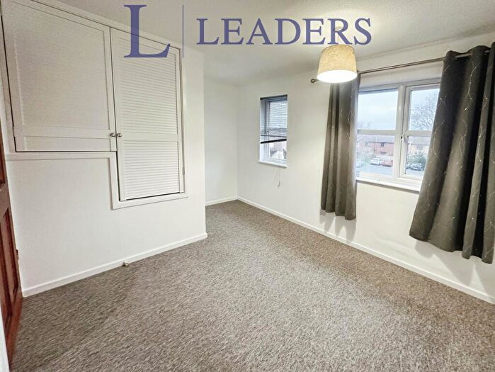 2 Bedroom End Of Terrace House To Rent In Pilgrims Walk, BN13