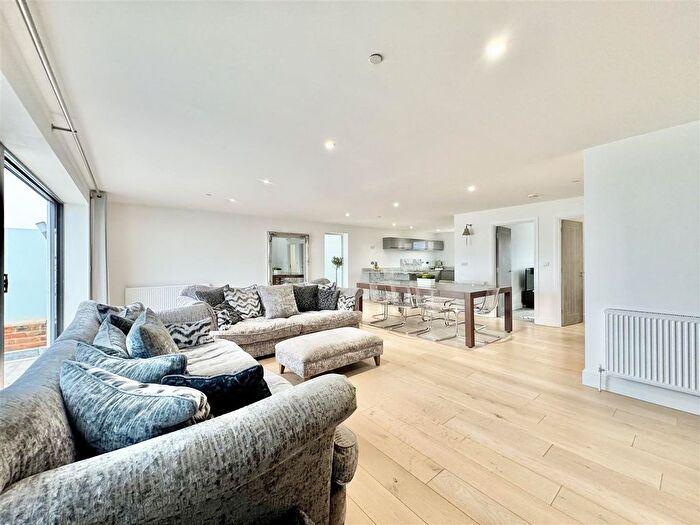 5 Bedroom Detached House For Sale In Amsterdam Way, St. Leonards-On-Sea, TN38
