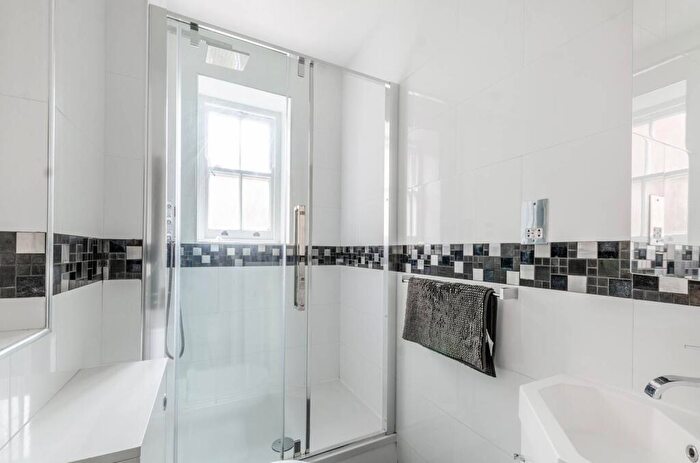 1 Bedroom Flat To Rent In Lisson Street, Lisson Grove, London, NW1