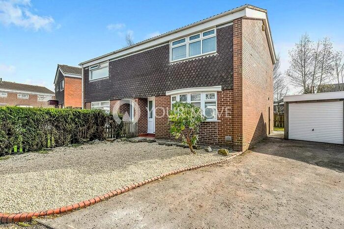 3 Bedroom Semi-Detached House To Rent In Larkhill, Skelmersdale, Lancashire, WN8