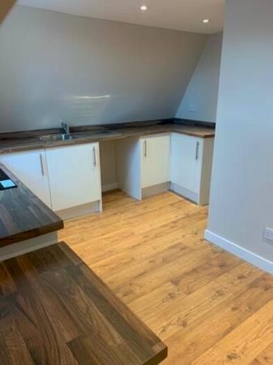 2 Bedroom Flat To Rent In 49B Scott Street, Perth PH2