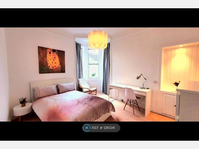 2 Bedroom Flat To Rent In Duff Street, Edinburgh, EH11