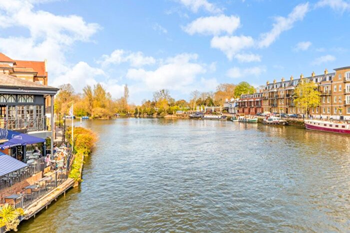 1 Bedroom Apartment To Rent In Eton Riverside King Stable Street, SL4