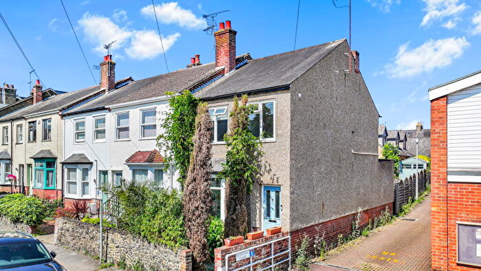 3 Bedroom End Of Terrace House For Sale In Mildmay Road, Chelmsford, CM2