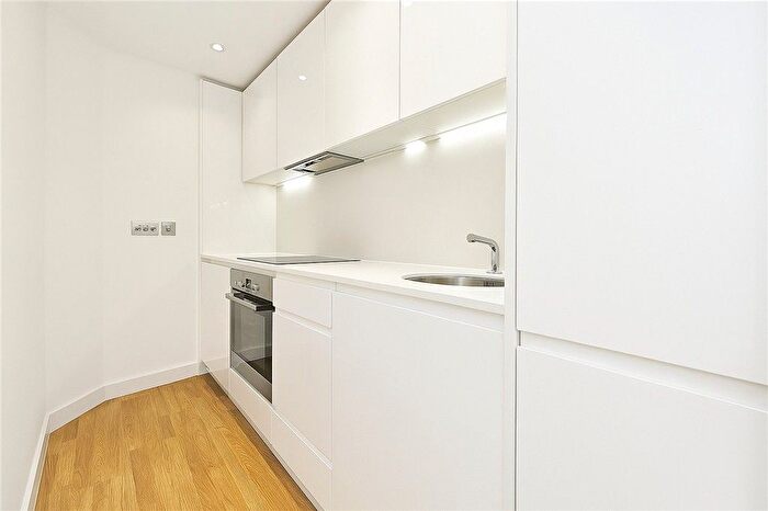 1 Bedroom Flat For Sale In Water Lane, Leeds, LS11