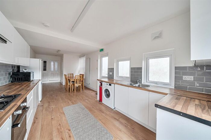 3 Bedroom Terraced House For Sale In Glanbrydan Avenue, Uplands, Swansea, SA2