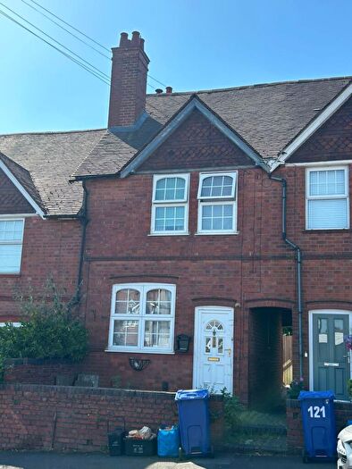 3 Bedroom Terraced House For Sale In Vicarage Road, Wollaston, Stourbridge, West Midlands, DY8