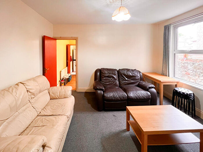 5 Bedroom Semi-Detached House To Rent In Brynland Avenue, Bishopston, BS7