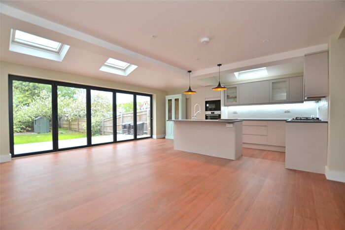 4 Bedroom Detached House To Rent In Old Road, Headington, Oxford, OX3