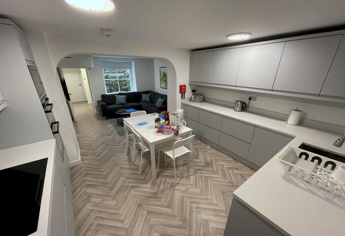 Terraced House To Rent In St Georges Place, Bath, BA1