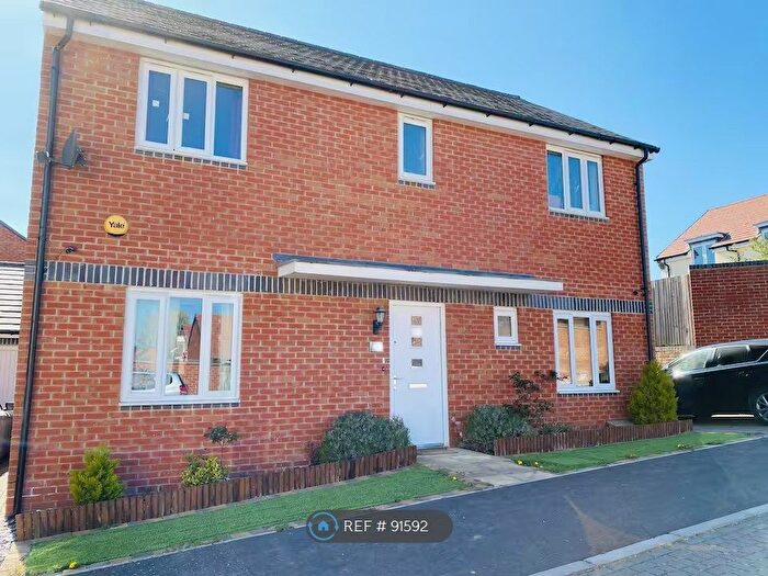 4 Bedroom Detached House To Rent In Linacre Road, Basingstoke, RG24
