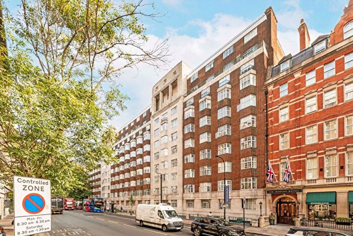 Studio For Sale In Woburn Place, Bloomsbury, WC1H