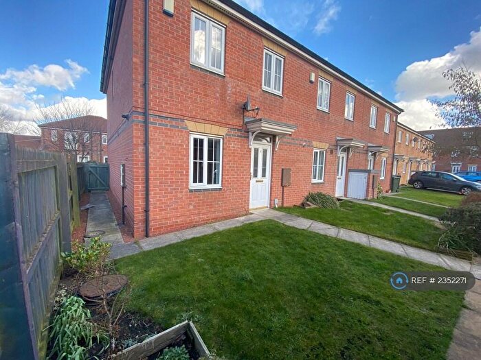3 Bedroom End Of Terrace House To Rent In Consort Place, Newcastle Upon Tyne, NE12