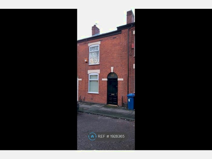2 Bedroom Terraced House To Rent In Church Street, Stockport, SK4
