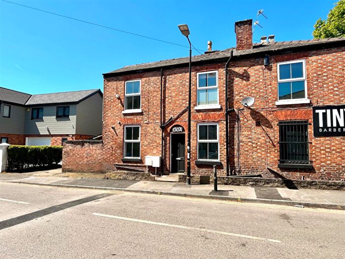 2 Bedroom Apartment To Rent In Northenden Road, Sale, M33