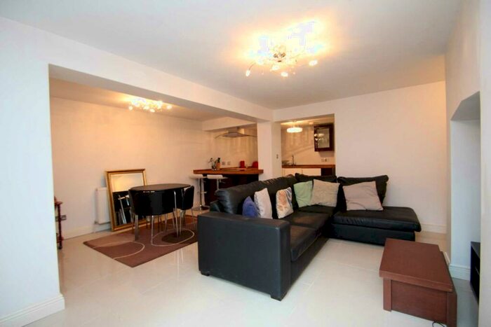 1 Bedroom Flat To Rent In Walton Street, Jericho, OX2