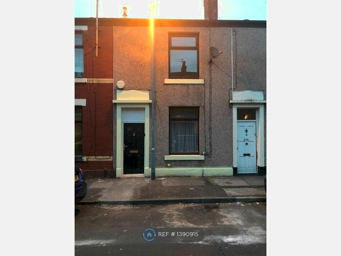 2 Bedroom Terraced House To Rent In Royds Street, Rochdale, OL16