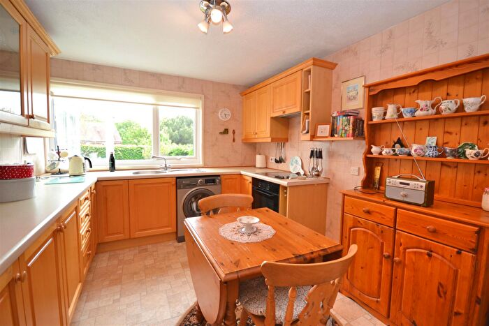 2 Bedroom Semi-Detached Bungalow For Sale In Stanstead Road, Maiden Newton, Dorchester, DT2