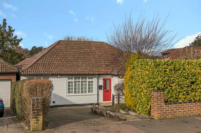 4 Bedroom Detached House To Rent In Furze View, Chorleywood, Rickmansworth, WD3