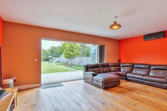 4 Bedroom Detached House For Sale In Magna Road, Bournemouth, Dorset, BH11