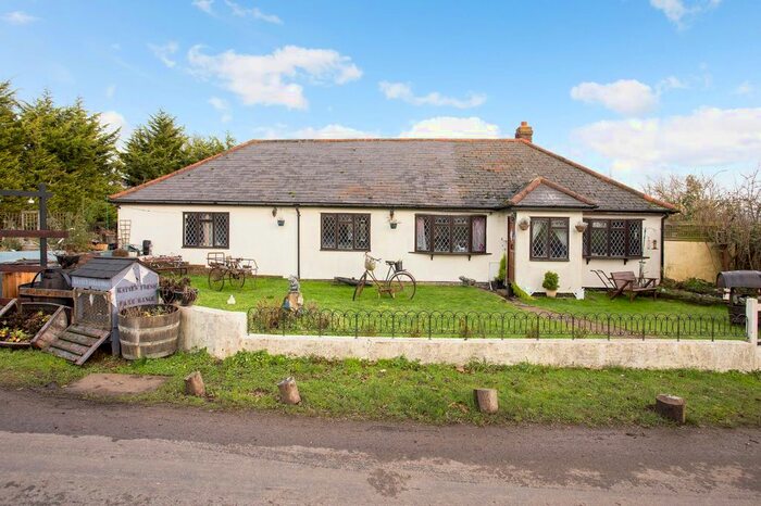 4 Bedroom Bungalow For Sale In Midlands Farm, Grange Road, Tillingham, Southminster, Essex, CM0